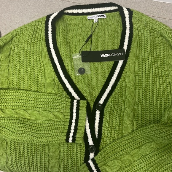 FashionNova Bright Green Button Down Cable Knit Cardigan Sweater Sz S - Picture 4 of 5
